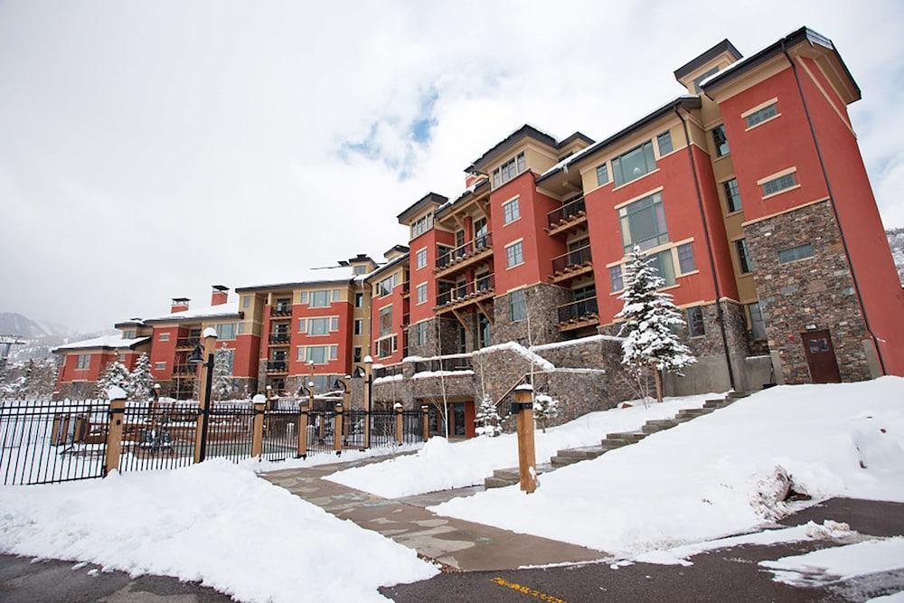 Raintree'S The Miners Club Park City Exterior photo