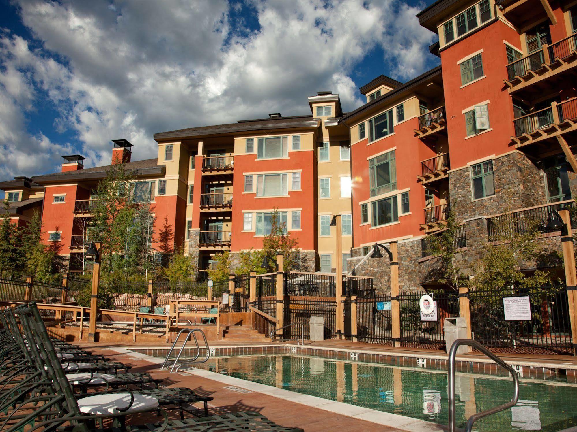 Raintree'S The Miners Club Park City Exterior photo