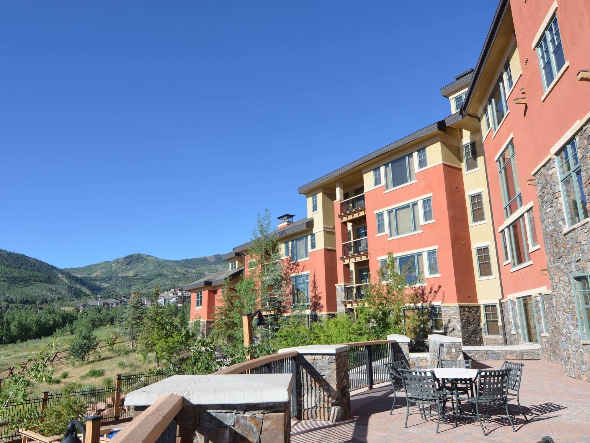 Raintree'S The Miners Club Park City Exterior photo